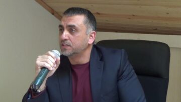 Ариф Абдуллах – Възпитанието на децата